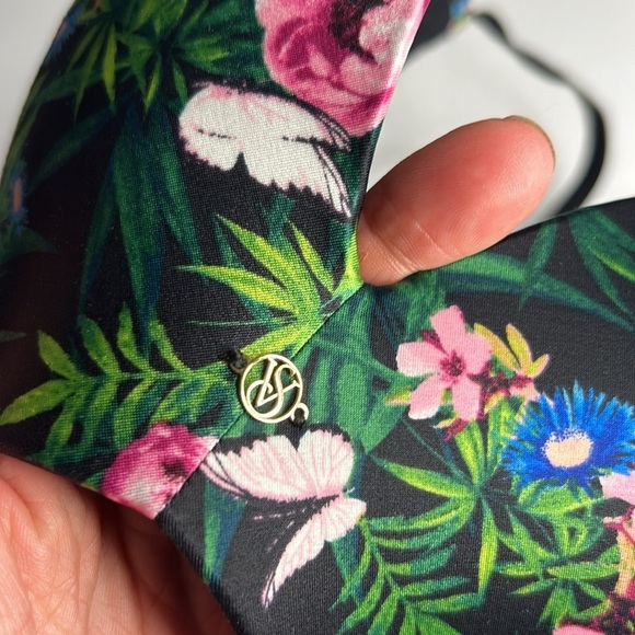 Victoria’s Secret So Obsessed Padded No Wire Floral & Butterfly Push Up Bra 34DD - Picture 10 of 14